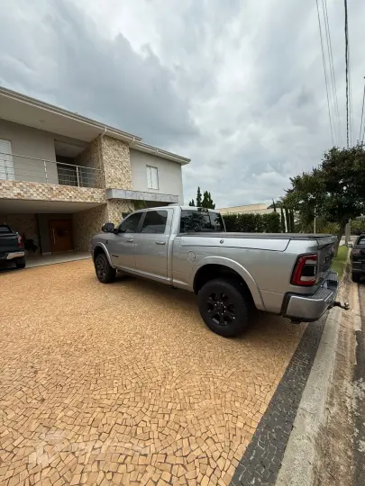 RAM 6.7 3500 Laramie 4X4 CD 6 Cilindros Turbo