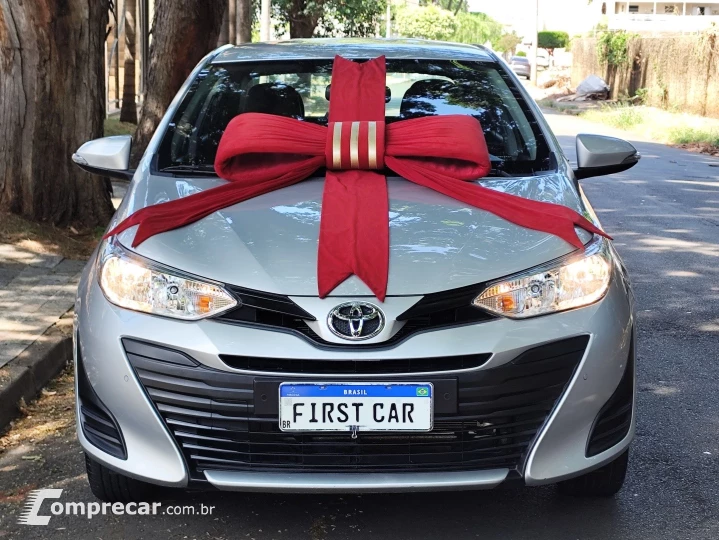 YARIS 1.5 16V FLEX SEDAN XL LIVE MULTIDRIVE
