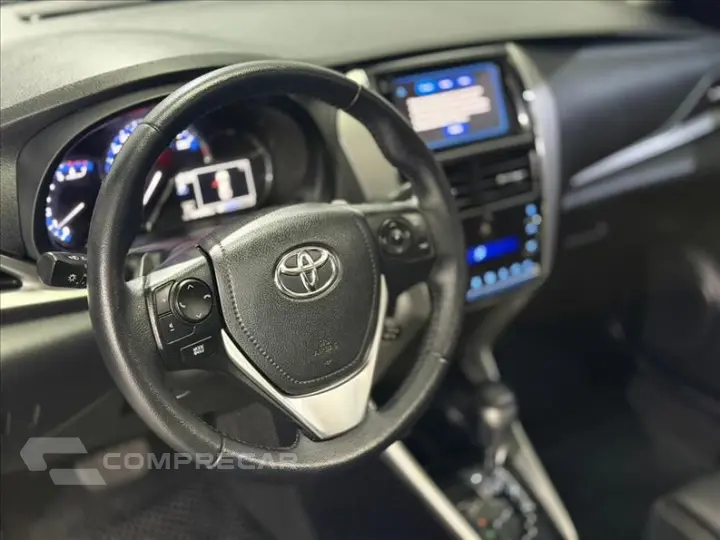 YARIS 1.5 16V Sedan XLS Connect
