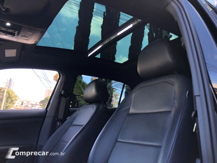 T-Cross 1.4 250 Tsi Total Flex Highline Automático