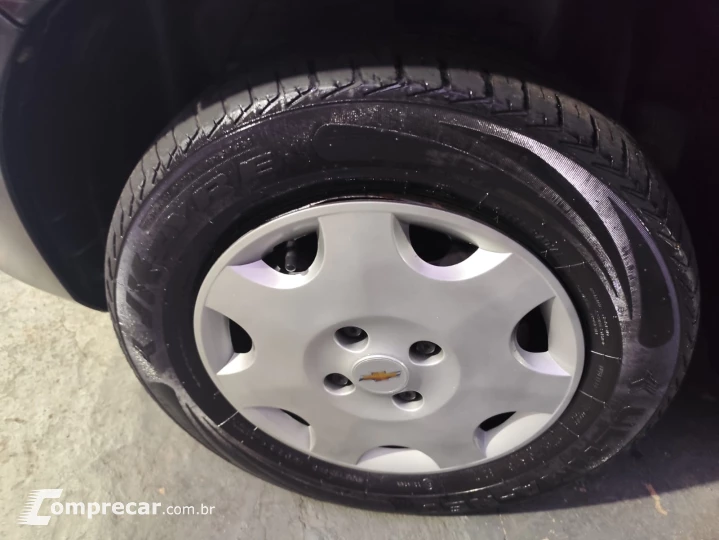 CELTA 1.0 MPFI LS 8V