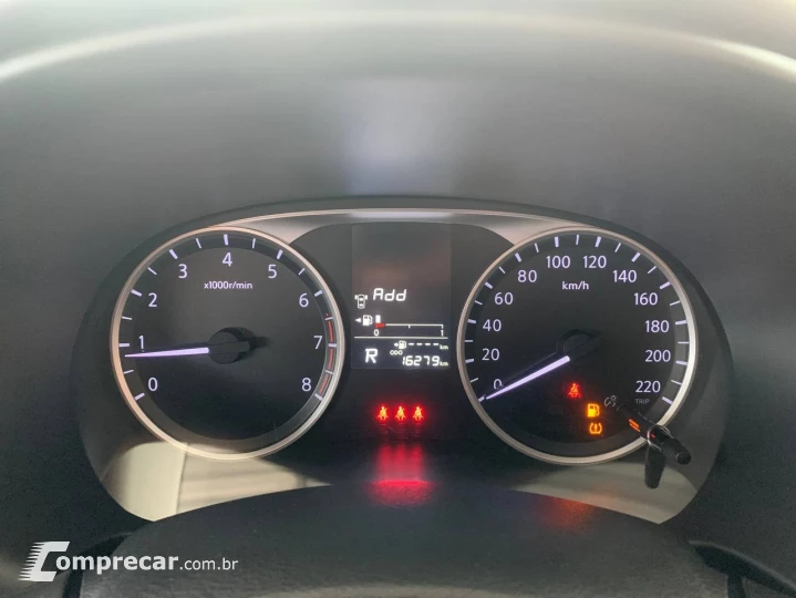 KICKS Sense 1.6 16V Flex Aut.