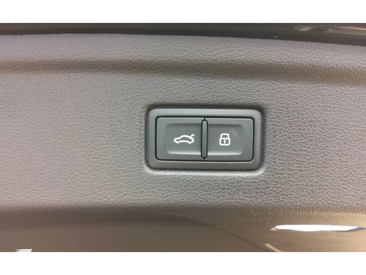 A5 2.0 TFSI MHEV SPORTBACK S LINE S TRONIC
