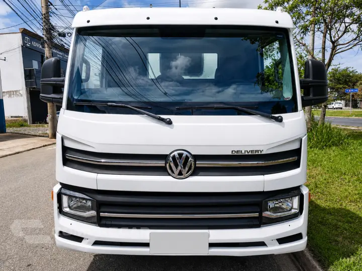 Delivery Express 2.8 Prime Diesel (Carroceria + Cabine suple
