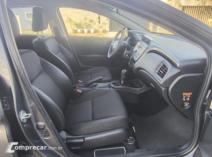 CITY 1.5 DX Sedan 16V