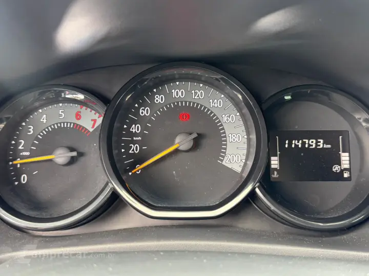 LOGAN 1.0 12V SCE Life