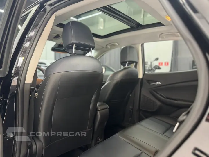 TRACKER 1.2 Turbo Premier