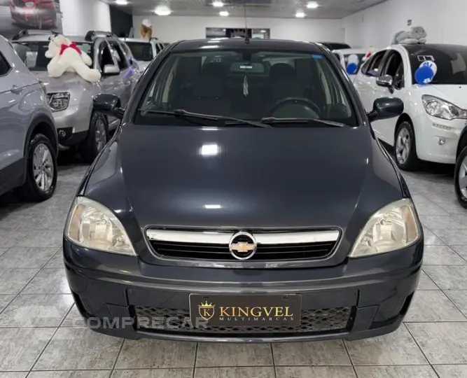 CORSA SEDAN PREMIUM