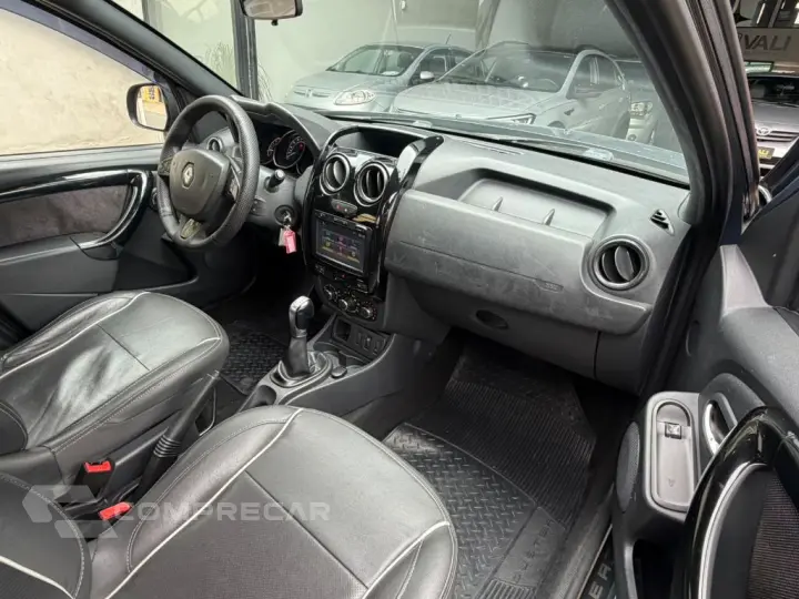 DUSTER OROCH Dyna. 2.0 Flex 16V Aut.