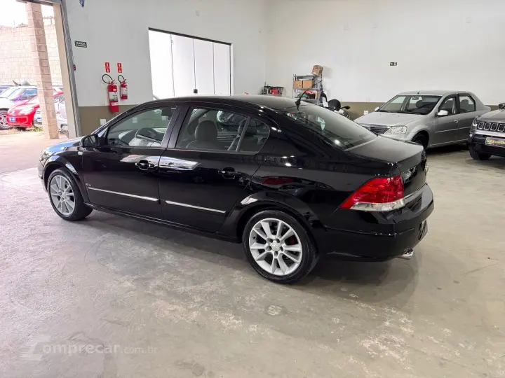 Vectra 2.4 Mpfi Elite 16V Flex 4P Automático