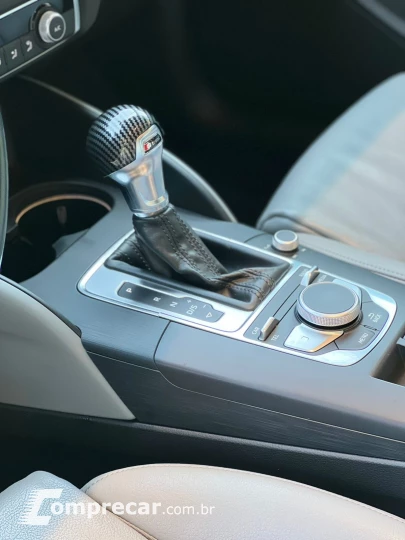 A3 Sed. Ambition 2.0 TSFI 220cv S-tronic