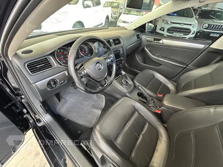 JETTA Comfortline 1.4 TSI 16V 4p Aut.