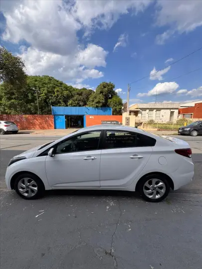 HB20S 1.6 Comfort Plus 16V