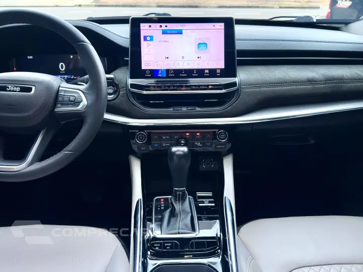 COMMANDER 1.3 T270 TURBO FLEX OVERLAND AT6