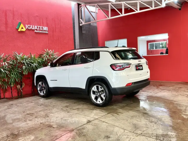 COMPASS 2.0 16V FLEX LONGITUDE AUTOMÁTICO