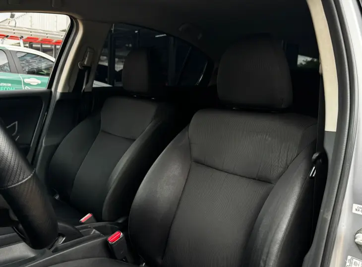 CITY 1.5 LX Sedan 16V
