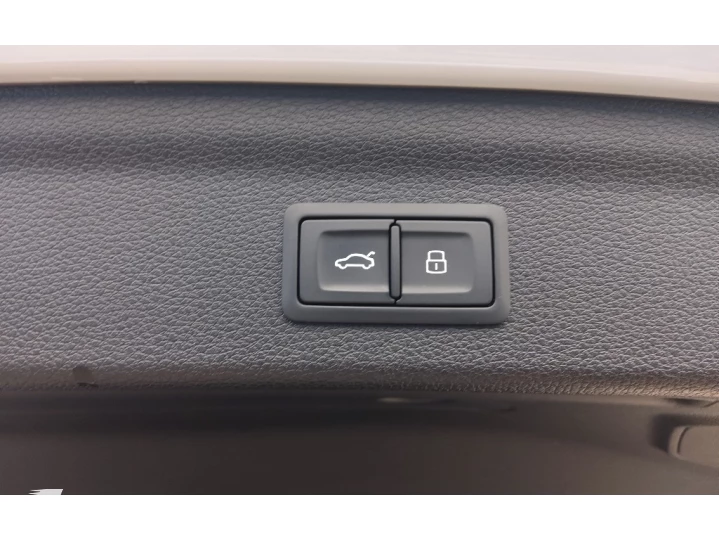 Q3 1.4 35 TFSI GASOLINA BLACK S TRONIC