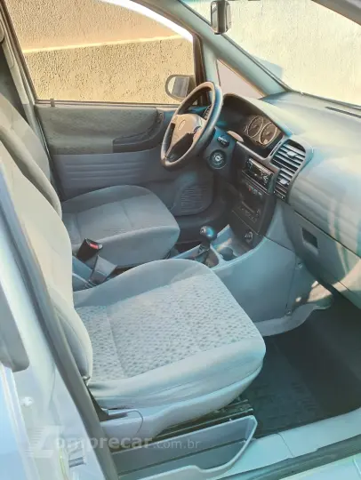 Zafira 2.0 4P FLEX ELEGANCE AUTOMÁTICO
