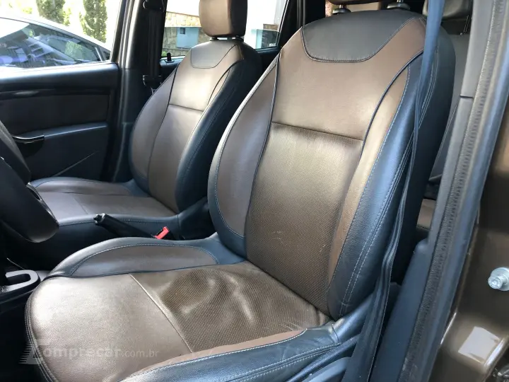 Duster 2.0 Dynamique 4X2 16V Flex 4P Automático