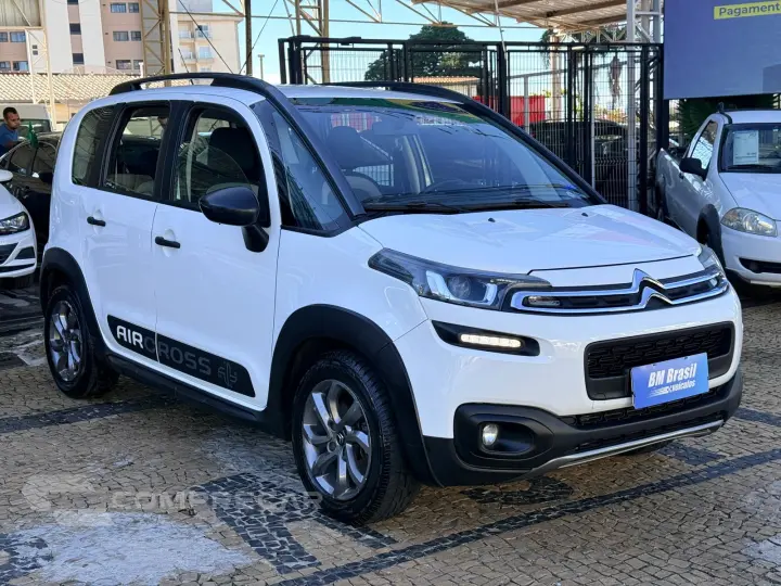 AIRCROSS 1.6 Feel 16V