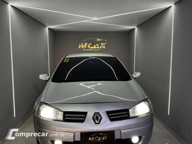 MÉGANE SEDAN - 1.6 DYNAMIQUE 16V 4P MANUAL