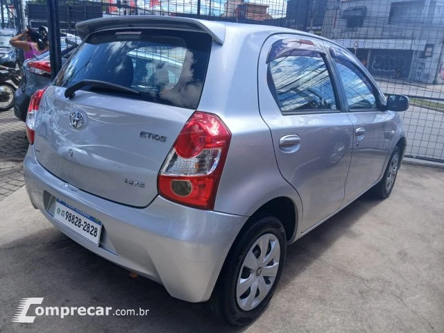 ETIOS HATCH - 1.3 XS 16V 4P MANUAL
