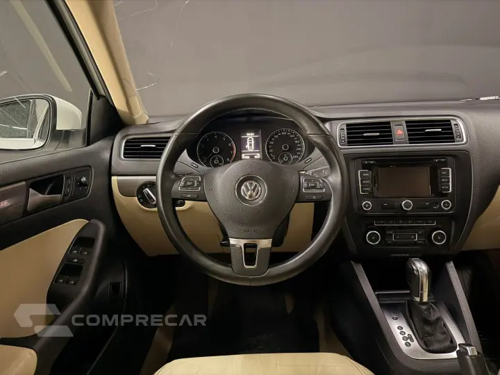 JETTA 2.0 TSI HIGHLINE 200CV GASOLINA 4P TIPTRONIC