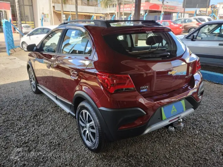 Onix Hatch 1.4 4P FLEX ACTIVE AUTOMÁTICO