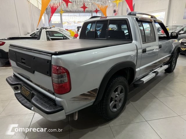 S10 - 2.4 MPFI RODEIO 4X2 CD 8V 4P MANUAL