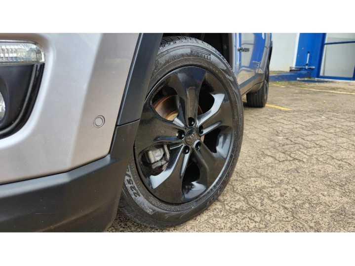 COMPASS 2.0 16V FLEX LONGITUDE AUTOMÁTICO