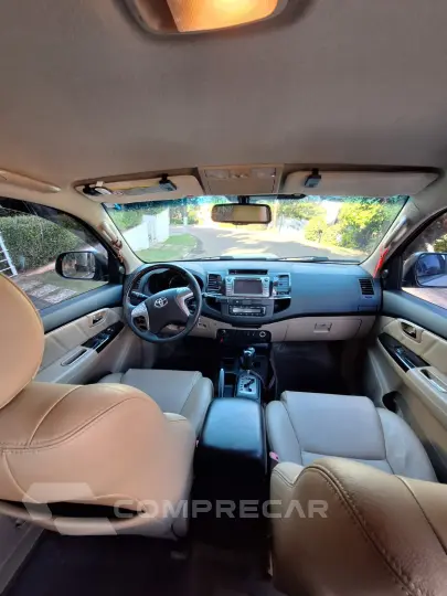 HILUX 3.0 SRV 4X4 CD 7 Lugares 16V Turbo Intercooler