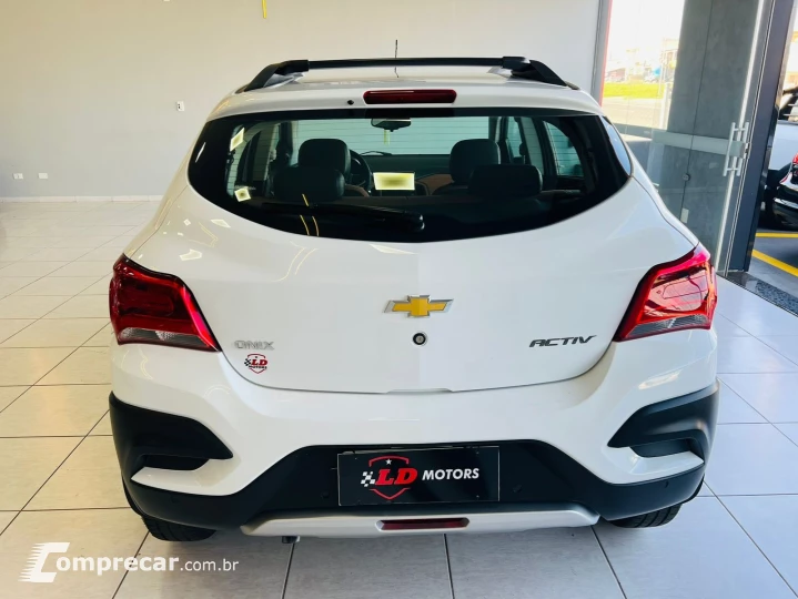 ONIX 1.4 MPFI ACTIV 8V FLEX 4P AUTOMÁTICO