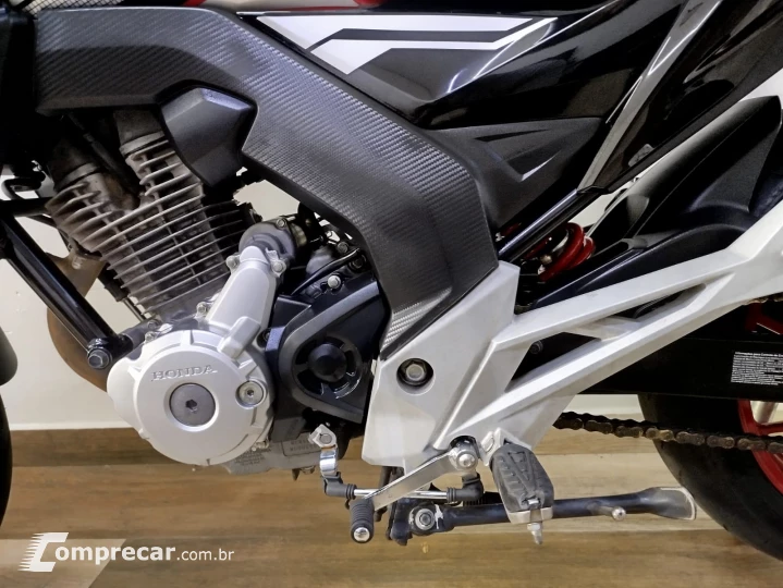 CB 250 F TWISTER