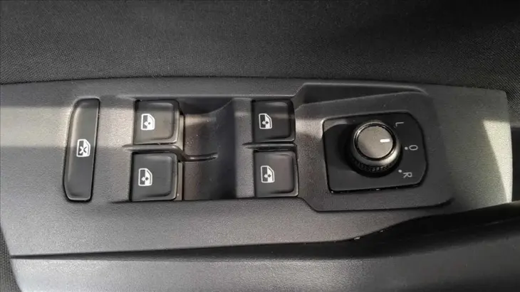 NIVUS 1.0 200 TSI TOTAL FLEX COMFORTLINE AUTOMÁTI