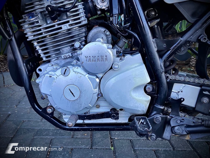 XTZ 250 LANDER