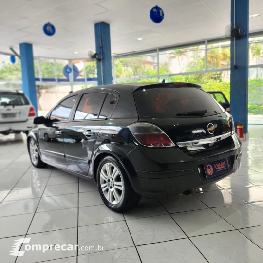 VECTRA 2.0 MPFI GT Hatch 8V