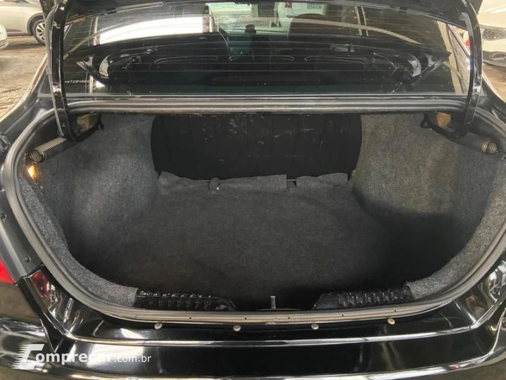VOYAGE 1.0L MC4