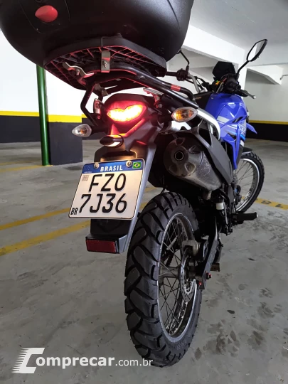 XTZ 250 Lander