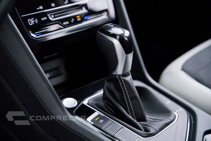 TAOS Comfortline 1.4 250 TSI Flex Aut.