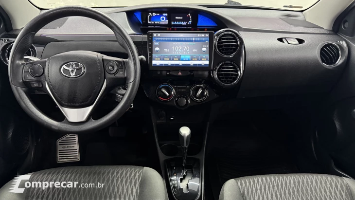 ETIOS 1.5 X Plus Sedan 16V