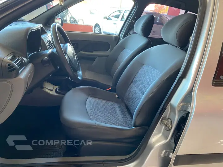 CLIO 1.0 Expression 16V