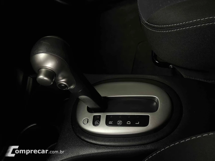 VERSA 1.6 16V FLEX SV 4P XTRONIC