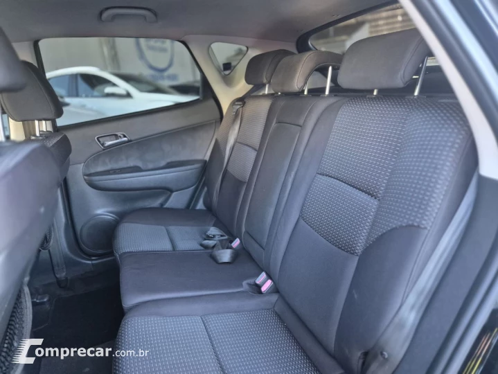 i30 2.0 16V 145cv 5p Mec.