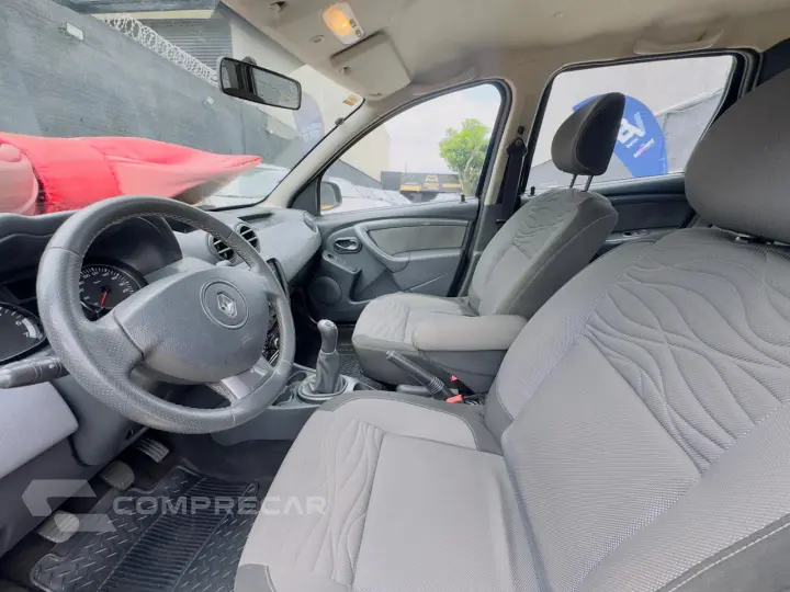 Duster 1.6 16V 4P FLEX DYNAMIQUE