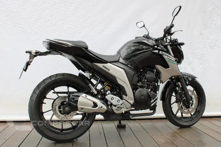 YAMAHA FZ25 FAZER ABS