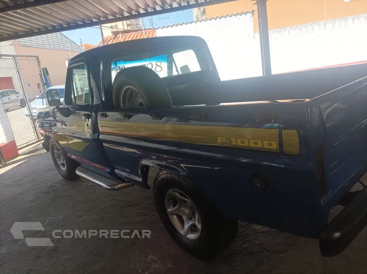F1000