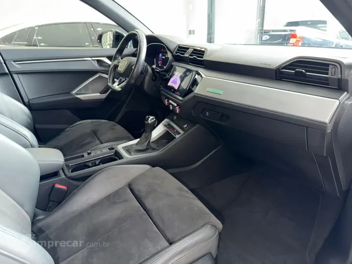 Q3 1.4 35 TFSI Black S Line S Tronic