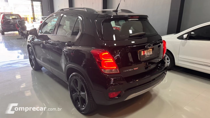 TRACKER 1.4 16V Turbo Midnight