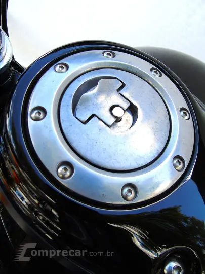 HARLEY-DAVIDSON DYNA SUPER GLIDE FXD