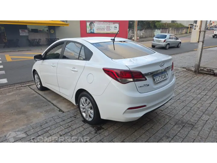 HB20S 1.6 COMFORT PLUS 16V FLEX 4P AUTOMÁTICO